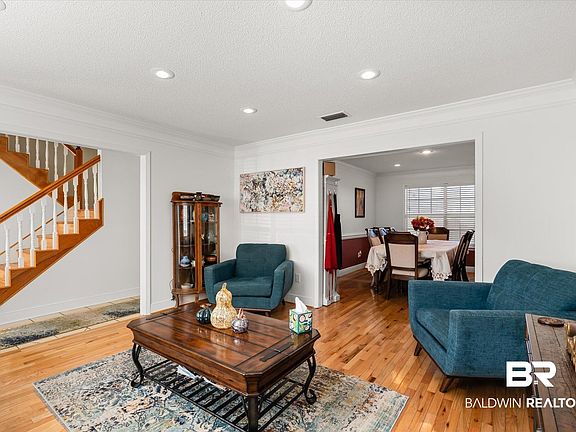 4th image of 7432 Johnson Ct