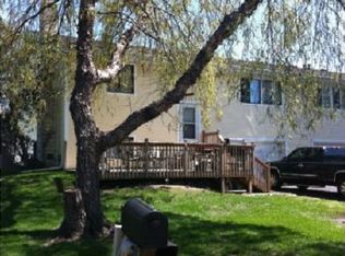 705 125th Ln NE, Blaine, MN 55434