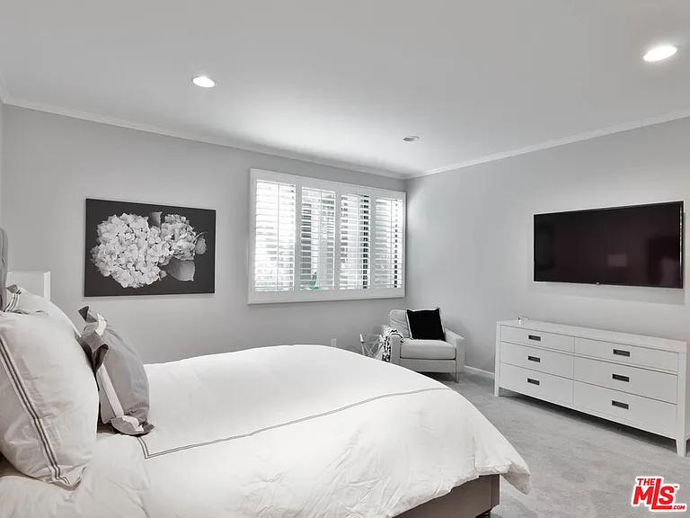 8455 Fountain Ave #312 — Photo 15