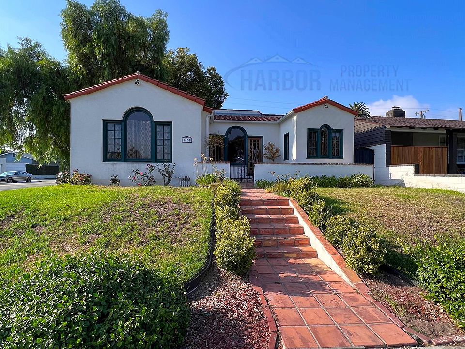 1st image of 1451 El Prado Ave