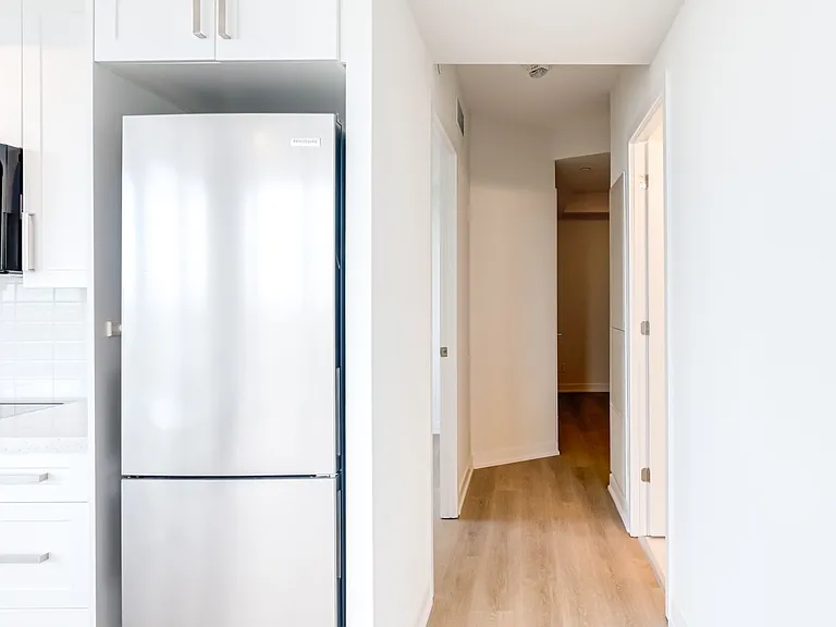 15 Ellerslie Ave #2508 — Photo 12