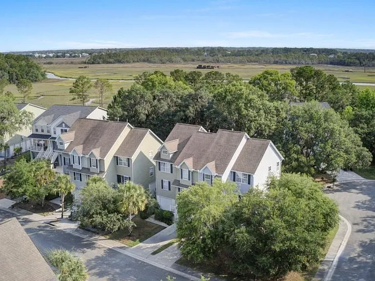 1100 Saint Pauls Parrish Ln — Photo 3