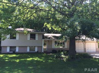 230 Willow Ct, East Peoria, IL 61611