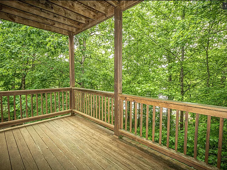 119 Desoto Center Dr — Photo 3