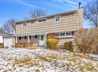3 Eastern Rd, Hartsdale, NY 10530