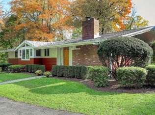 75 Old Farm Rd S, Pleasantville, NY 10570