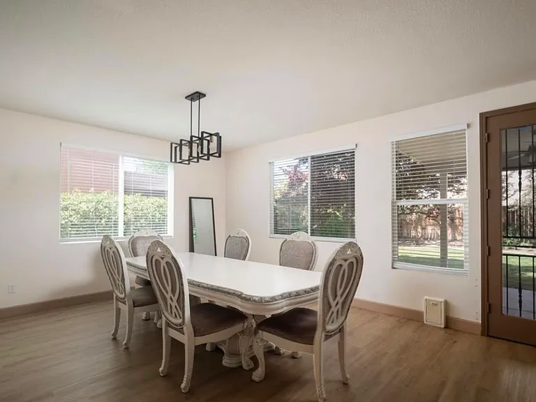6107 Shasta Daisy Way — Photo 17