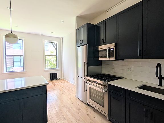 3rd image of 71 Sullivan St APT 4D