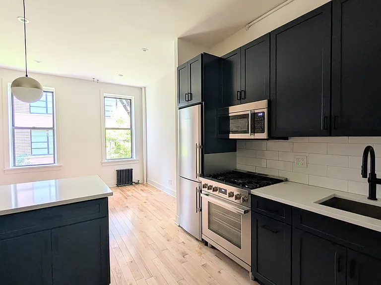 71 Sullivan St #4D — Photo 2