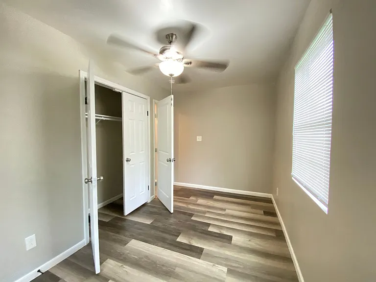 4415 W Charles Bussey Ave — Photo 9