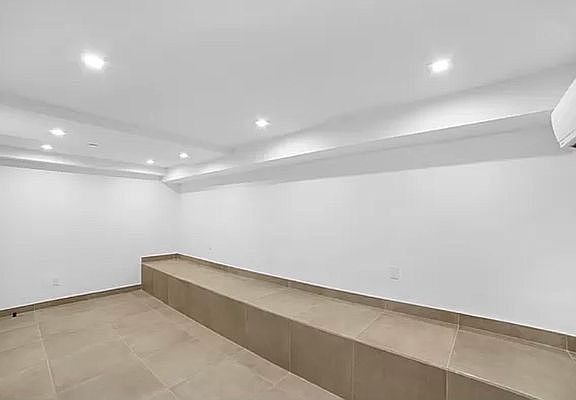 2nd image of 73 Columbia St #1A