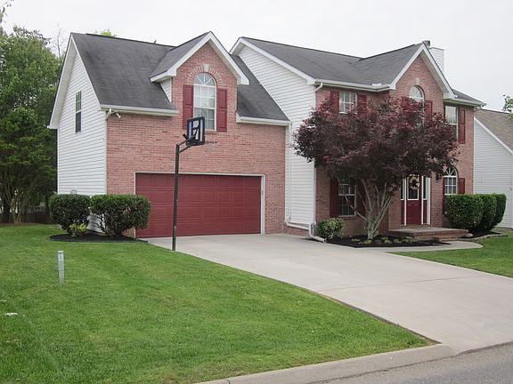 2nd image of 7025 Yellow Oak Ln