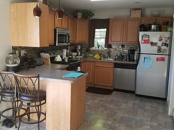 5th image of 65 Sunset Ave