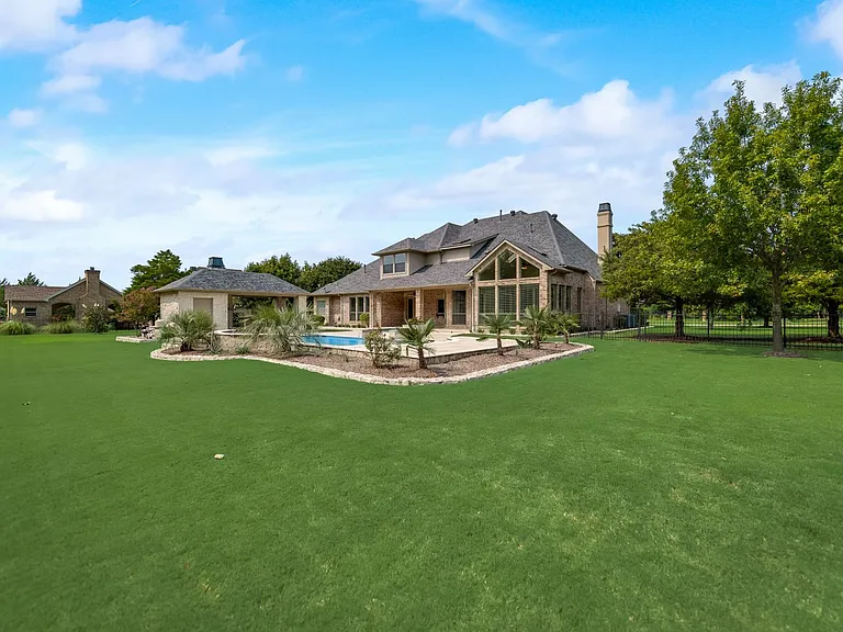 30 Kingsbury Trl — Photo 14