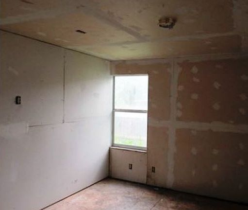 4th image of 138 W Mally Blvd