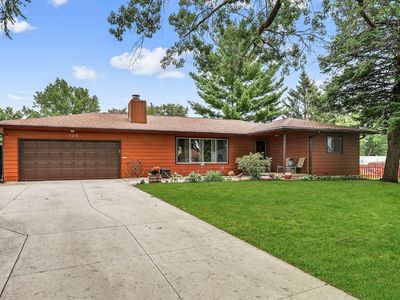 120 Crest Cir, Waterloo, IA, 50702