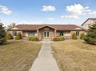 24599 S River Rd, Harrison Township, MI 48045