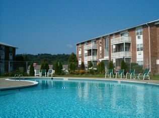 248 Spring St APT 17, Naugatuck, CT 06770