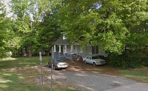 1st image of 2615 E Bessemer Ave #C