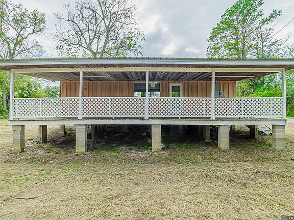 3rd image of 47299 Amite River Rd