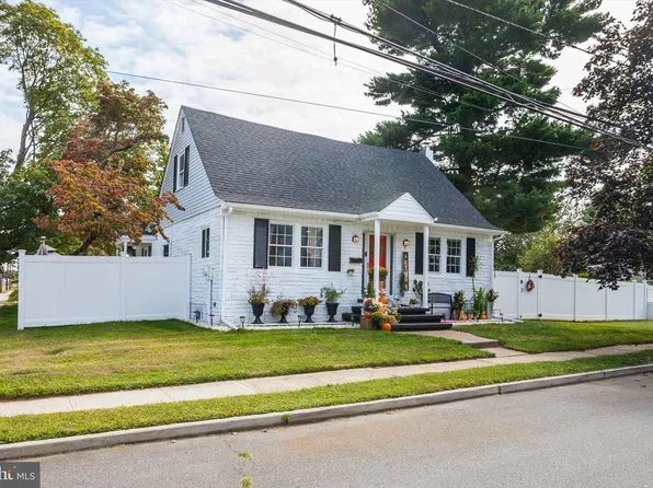 445 Tindall Ave, Hamilton, NJ 08610