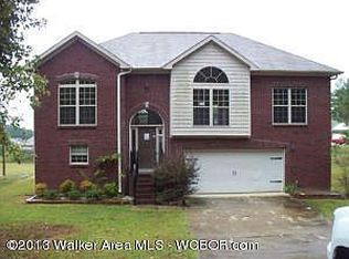 82 Sellers Hollow Rd, Dora, AL 35062