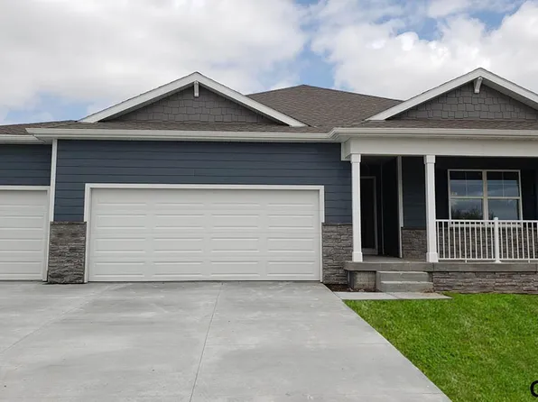 9217 S 65th St, Papillion, NE 68157