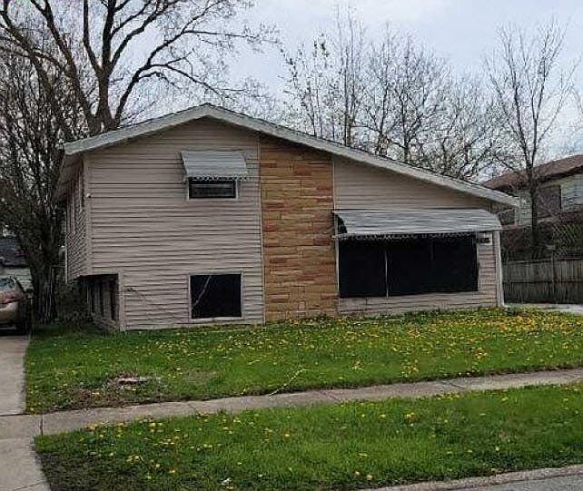 1st image of 16249 Ashland Ave