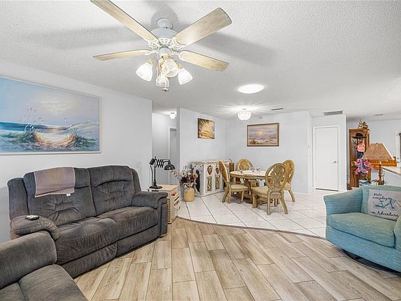 5th image of 9438 SW 85th Ave Unit B