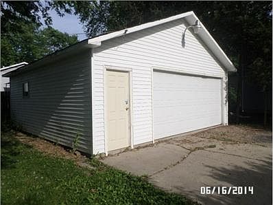 3rd image of 1515 Lotus Dr