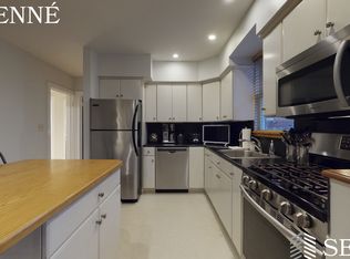 54 Ellery St #2, Cambridge, MA 02138