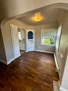 655 East 17th Avenue - 1 — Photo 3
