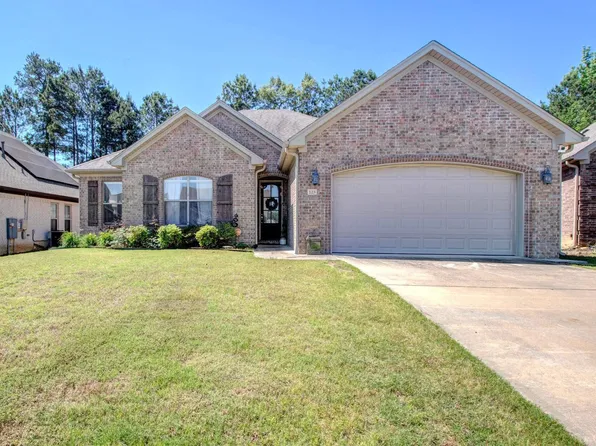 123 Nantucket Loop, Maumelle, AR 72113