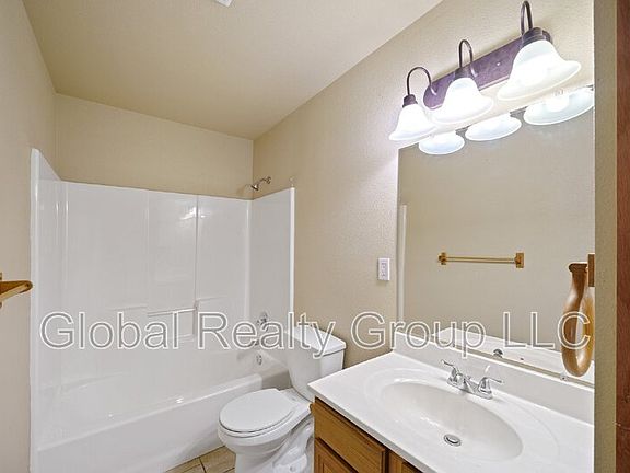 5th image of 280 Rosalie Dr #A