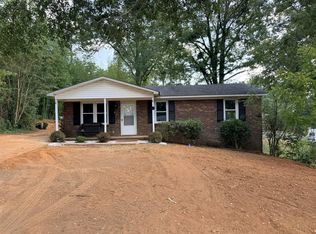 19 Stevenson Ln, Greenville, SC 29611
