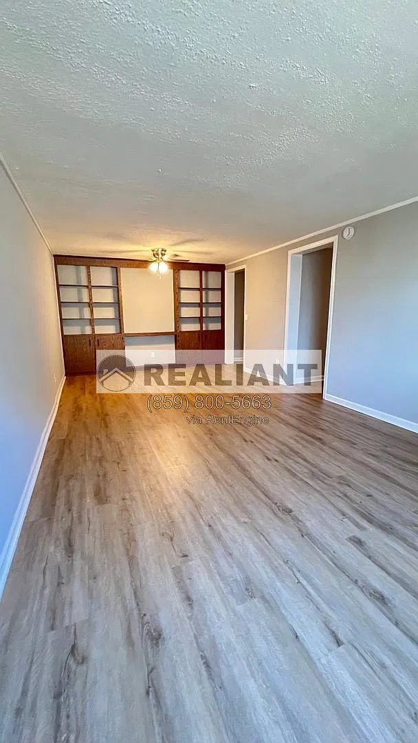 2 bed, 1.0 bath, 760 sqft, $1,045 — Photo 3