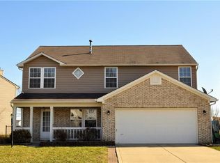 3175 Parkview Dr, Columbus, IN 47201