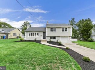 105 Covered Bridge Rd, Cherry Hill, NJ 08034
