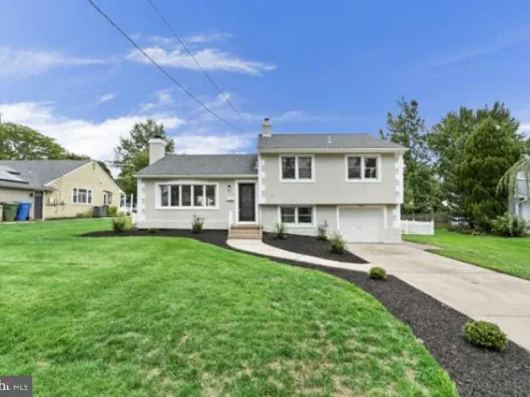 105 Covered Bridge Rd, Cherry Hill, NJ 08034