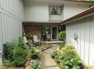 4034 Inverness Ct, Stow, OH 44224