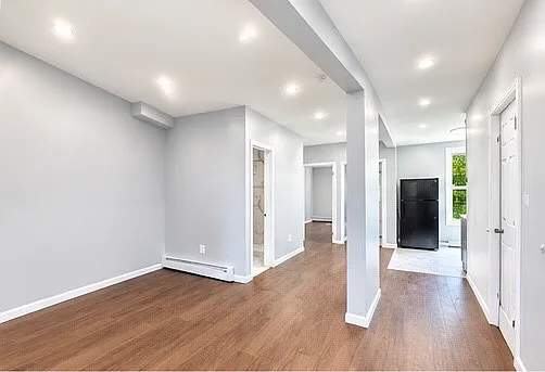 17008 Liberty Ave — Photo 2