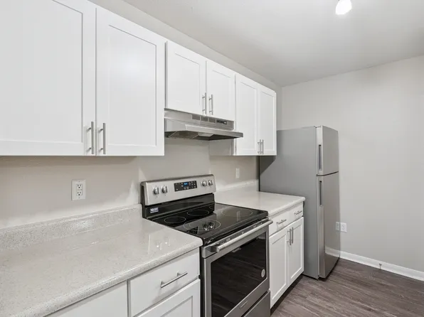 Maple Grove Villas, 8602 Westown Pkwy #20-2007, West Des Moines, IA 50266