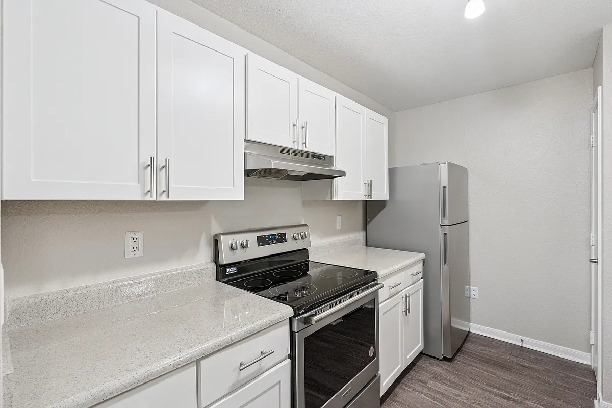 Building Photo - Maple Grove Villas