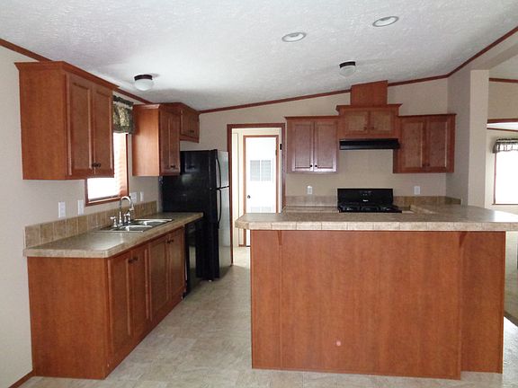 3rd image of 1607 Liberty Ct