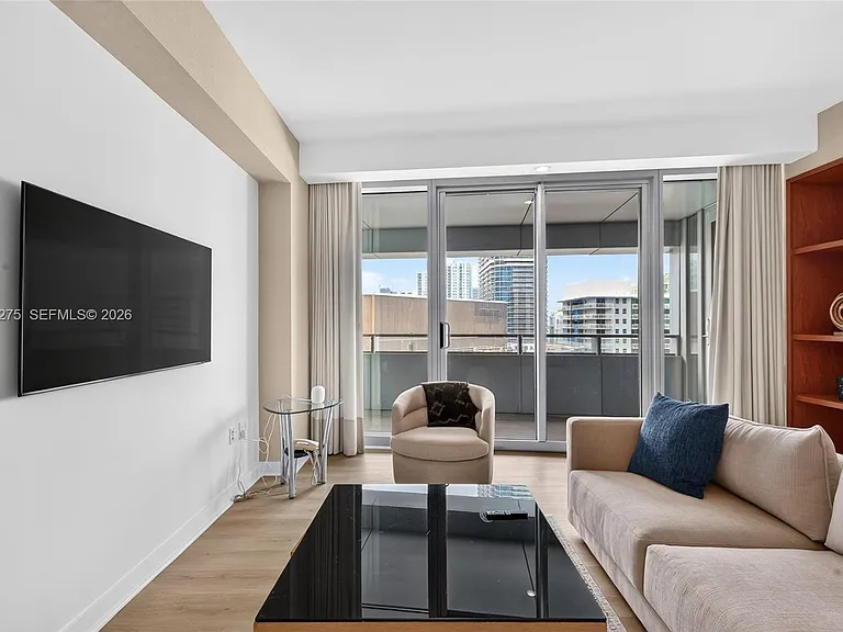 1395 Brickell Ave #2813 — Photo 4