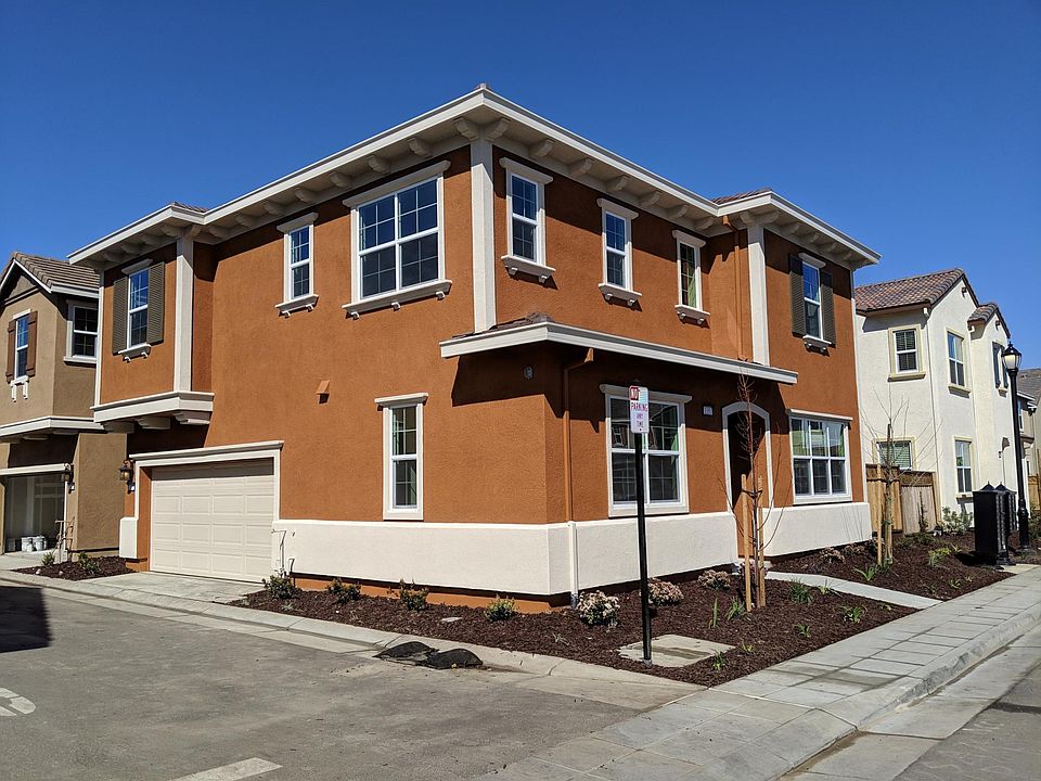 1st image of 1351 S Sauvignon St