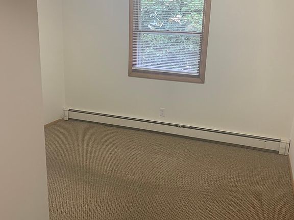 5th image of 101 Roosevelt Dr
