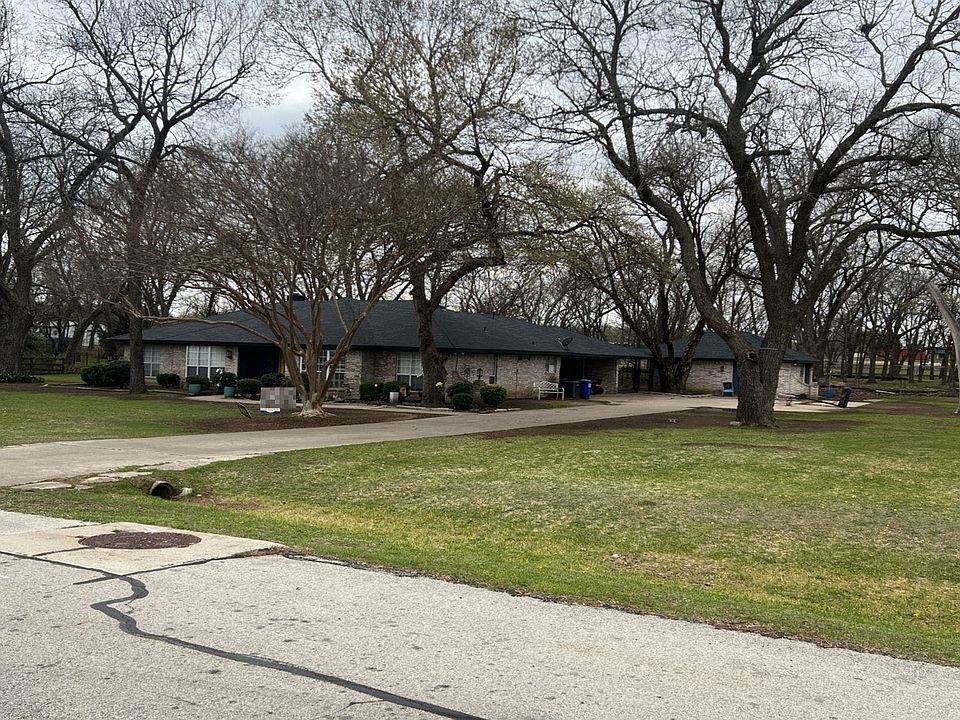 1st image of 701 Dana Dr