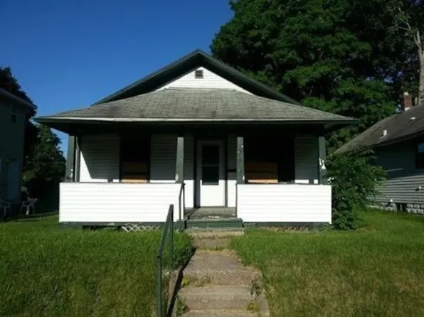 1210 N Brookfield St, South Bend, IN 46628