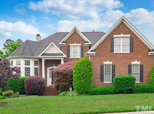 2700 Crystal Oaks Ln, Raleigh, NC 27614